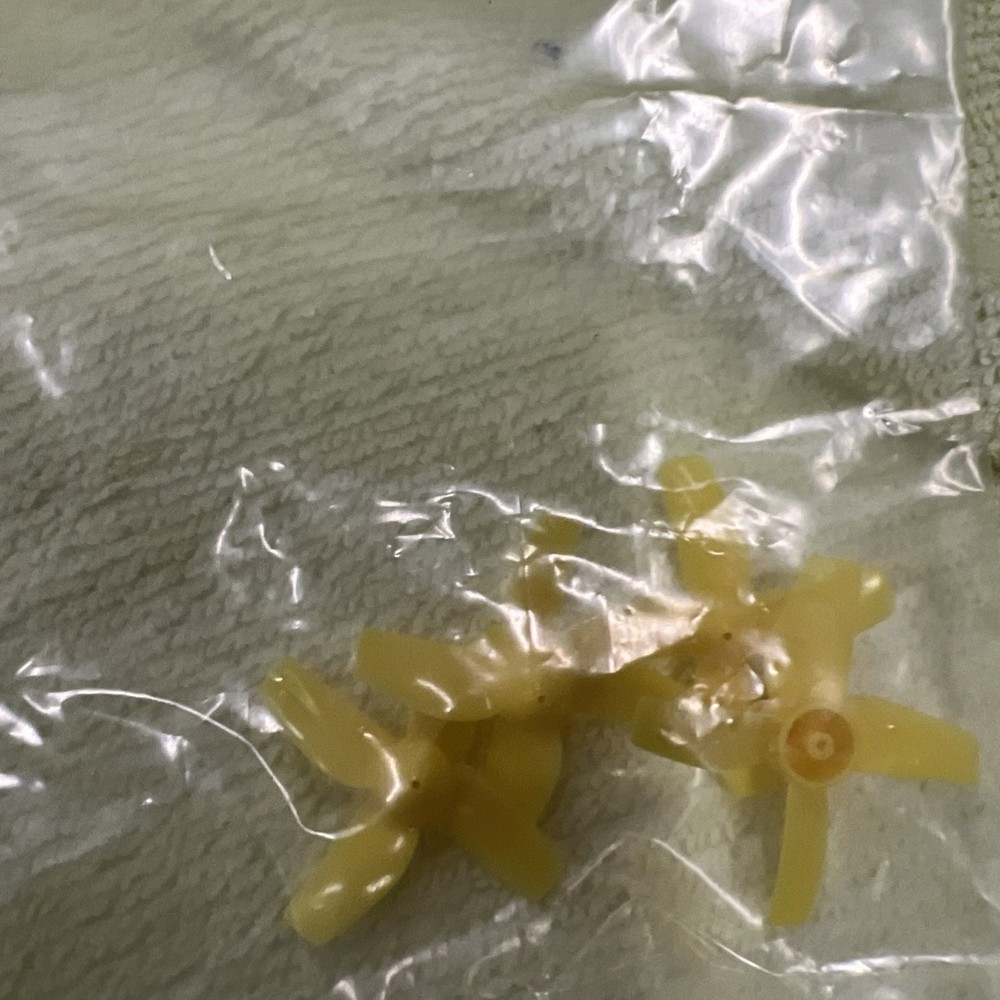 BLH8506 Blade Prop Set (4) Yellow: Inductrix