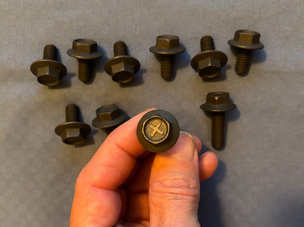 Ford 4-Speed Toploader access cover fastener set