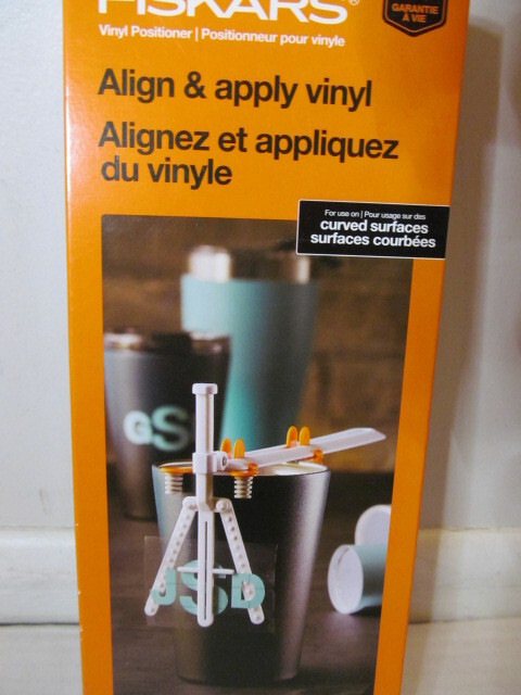 Fiskars Align & Apply Vinyl for Curved Surfaces
