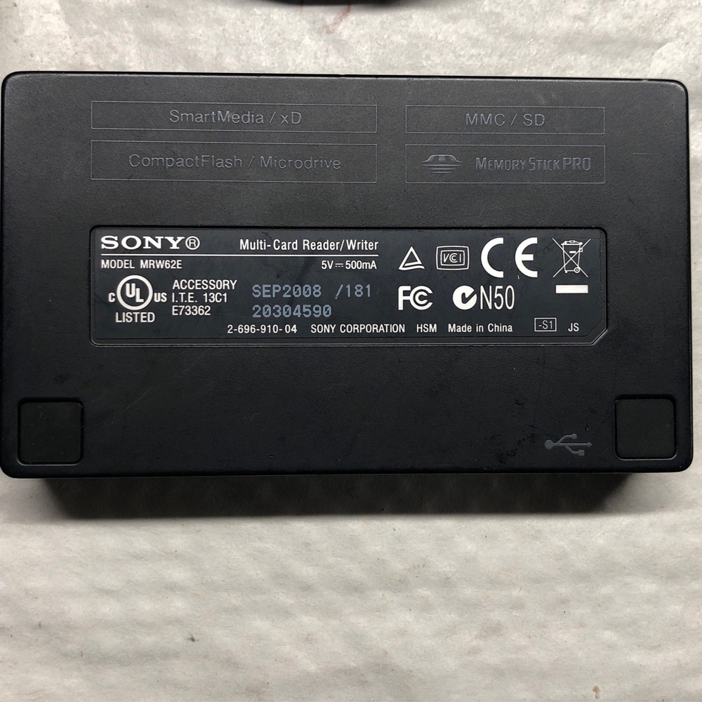 Sony 12 in 1 Multi-Card Reader / Writer SD MRW62E-T