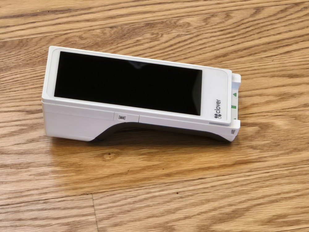 Clover Flex C405 Handheld POS Management System w/ Receipt + Scanner