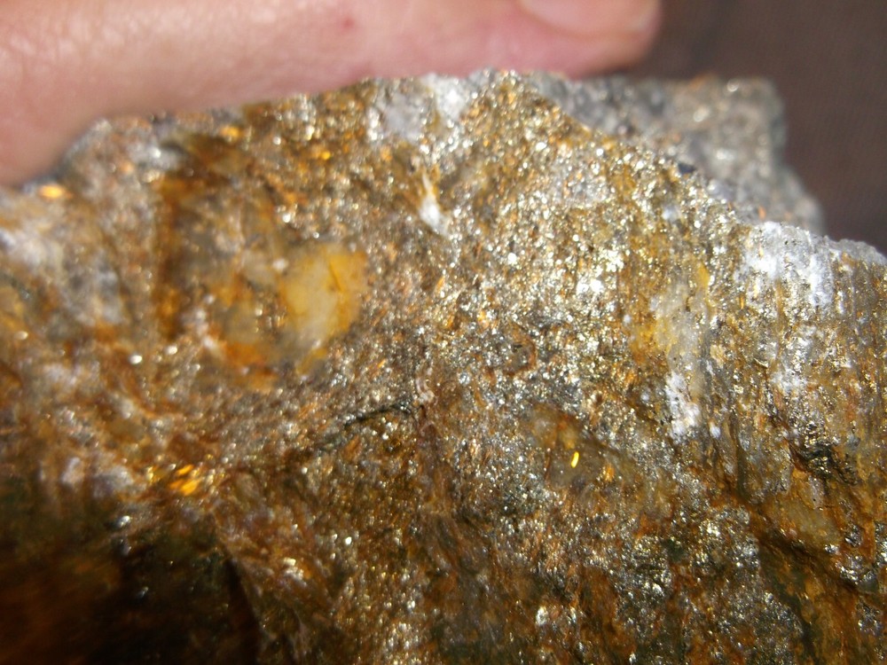 Gold, silver, copper,425 grams samples ,ore high grade .