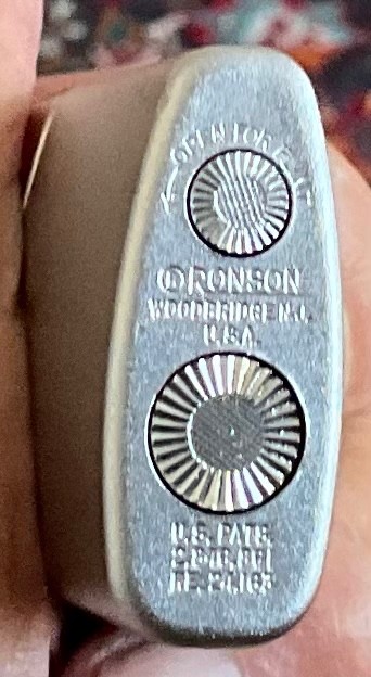 Vintage Ronson Varaflame Windlite Lighter / SERVICED.