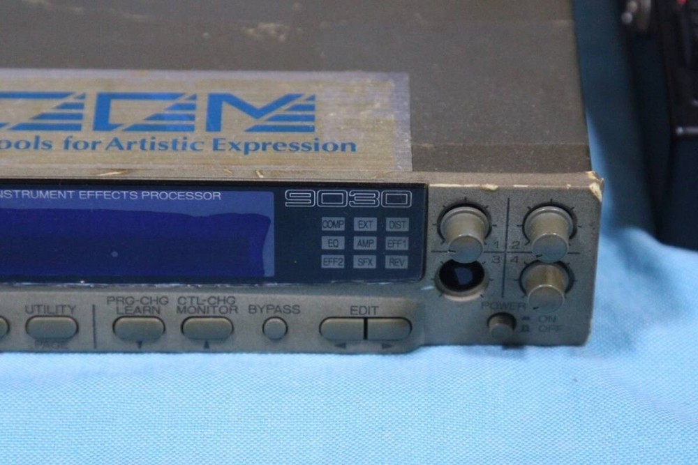 Zoom 9030 Advanced Instrument Effects Processor