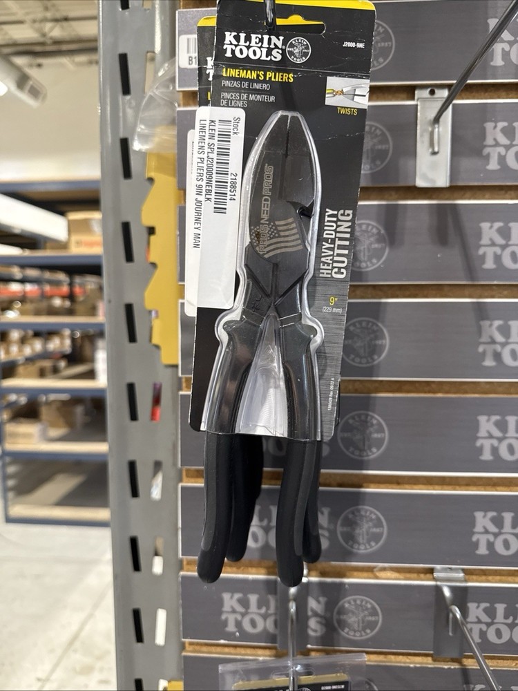 Klein Tools BLACKOUT Lineman's Pliers 9in High-Leverage Cutting