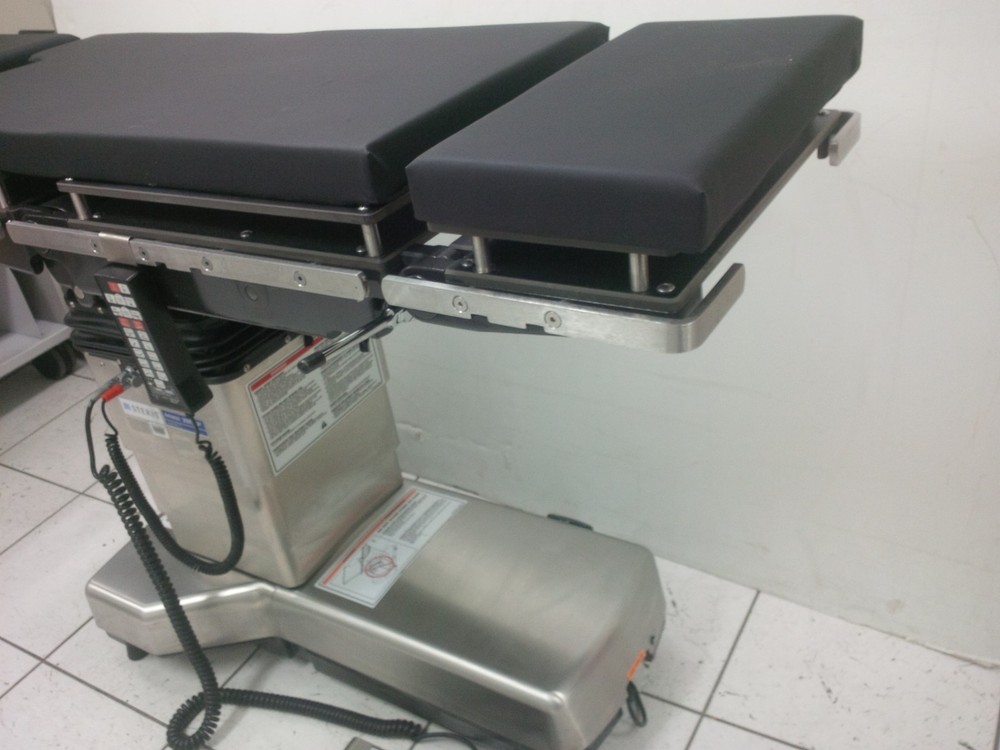 Steris Amsco 3085 SP Surgical Table