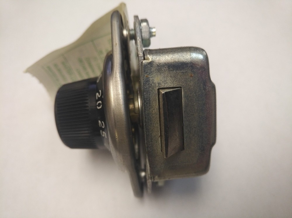 Master 1652 combination locker locks with control key