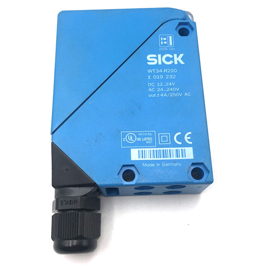 SICK WT34-R210 Photoelectric Proximity Sensor New #