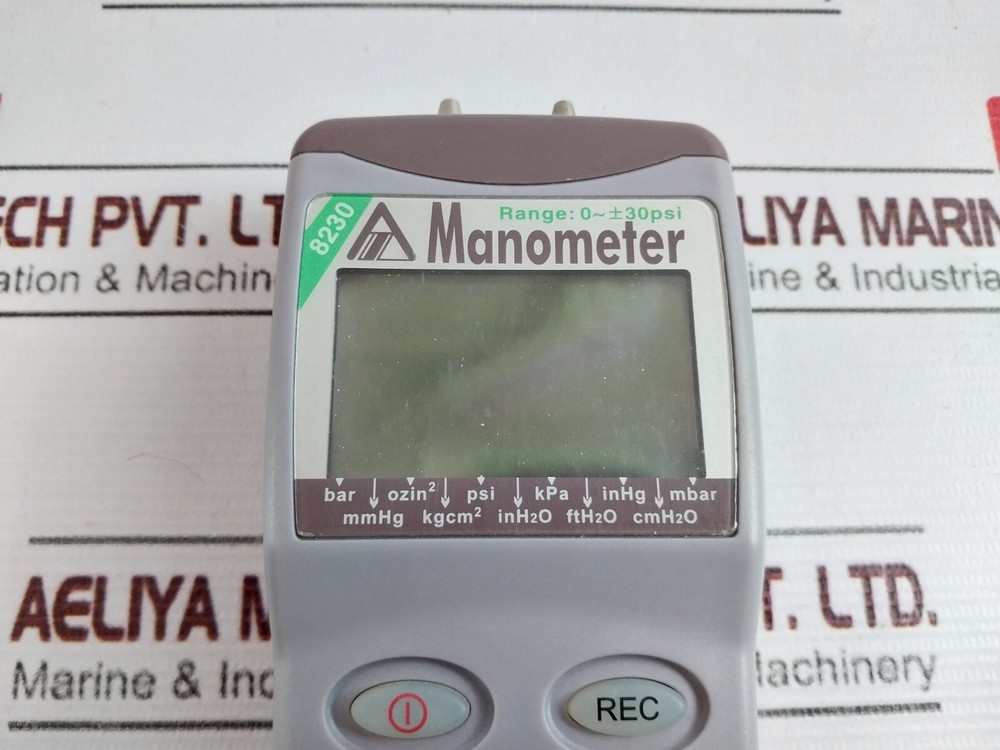 8230 Pressure Meter Manometer Range 0~±30PSI