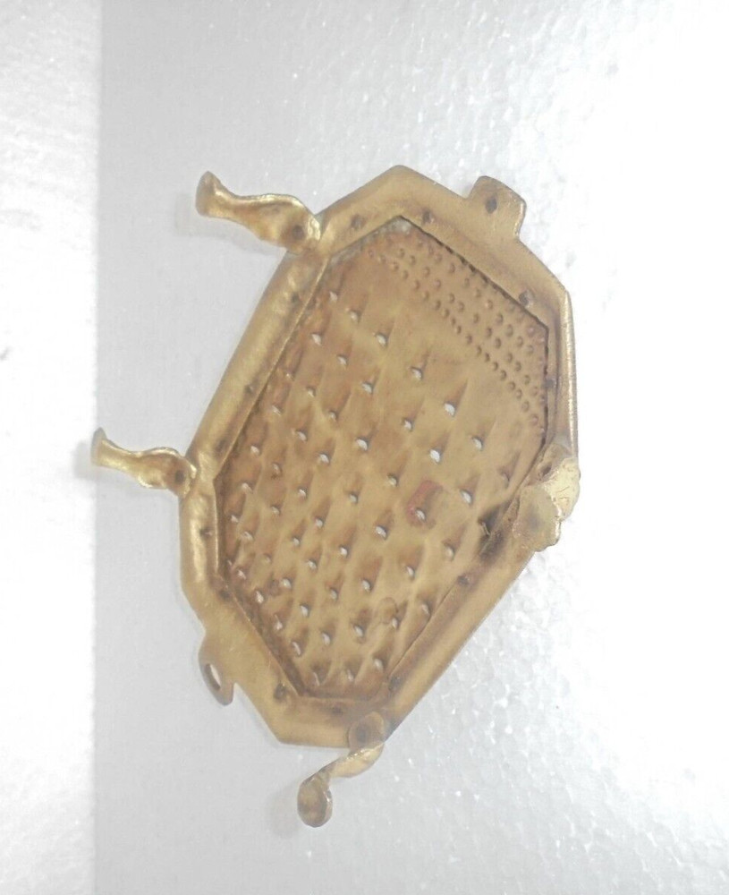Vintage Brass Unique Shape Handcrafted Fine Quality Kitchenware/Grater