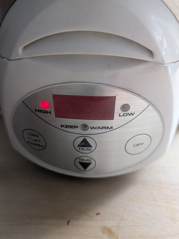 Rival 6 Qt. Crock Pot Programmable Smart-Pot Model SCVC651