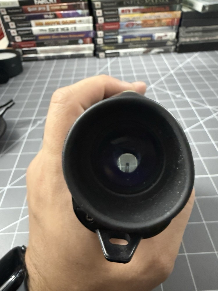 KVH DataScope Digital Marine Compass Rangefinder Binocular Powers On Parts