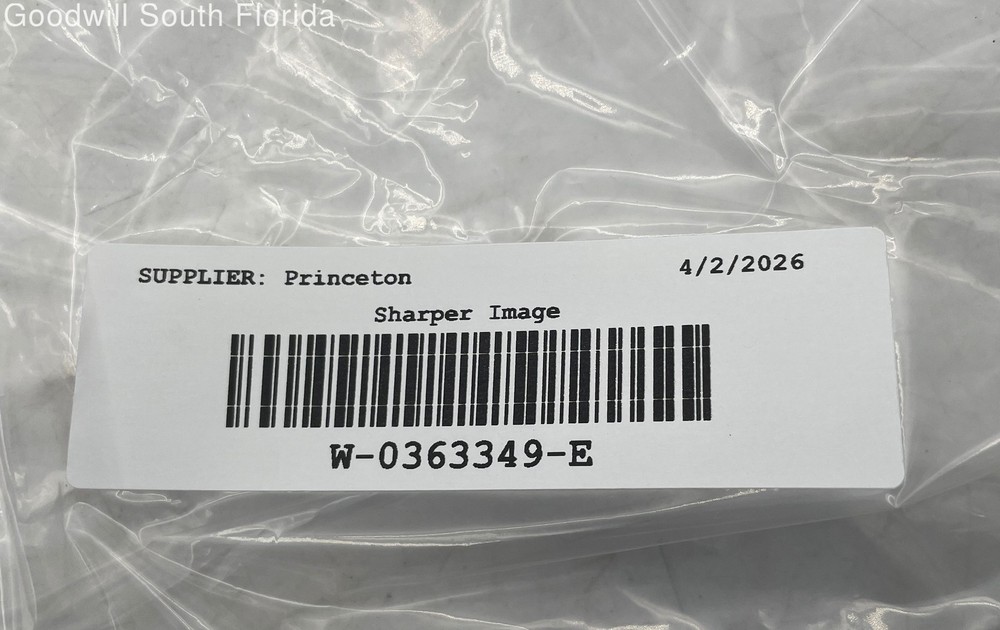 Sharper Image White Black Adjustable Strap Electronics Virtual Reality Headset