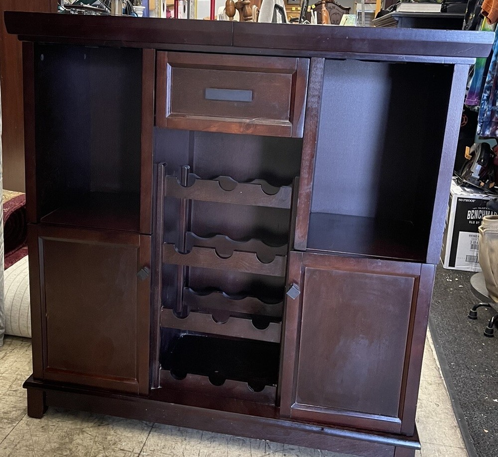 Bar Cabinet With Expandable Top