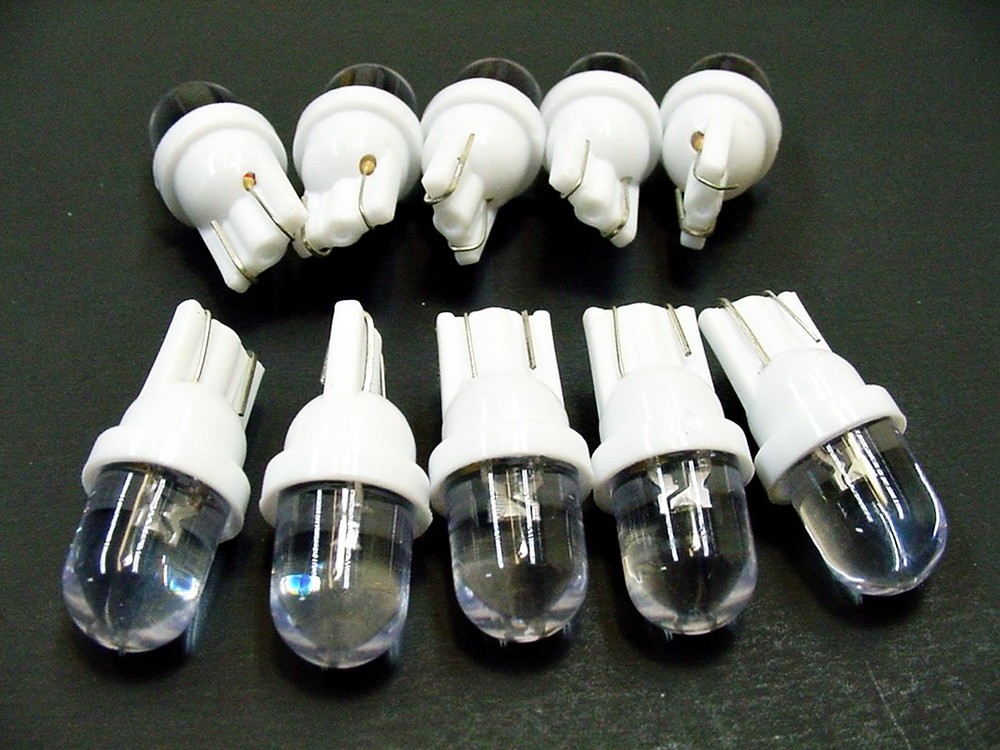 10x GM Super White 194 Wedge Dome LED Dashboard Instrument Panel Indicator Light