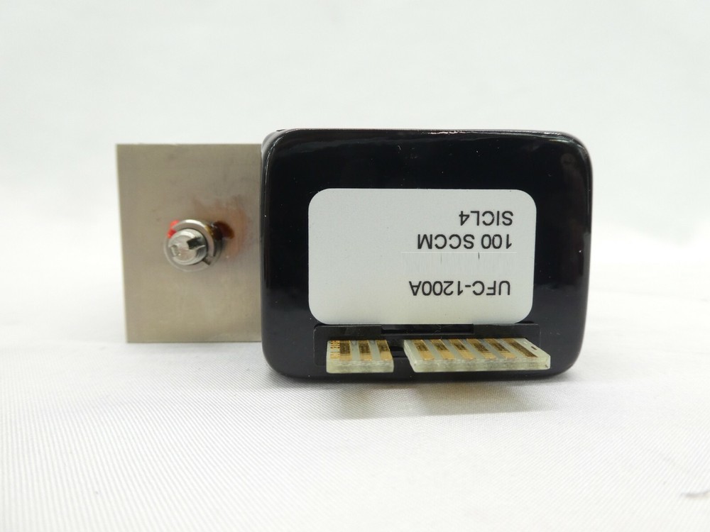 UNIT Instruments 1200-101288 Mass Flow Controller MFC UFC-1200A 100 SCCM SiCl4