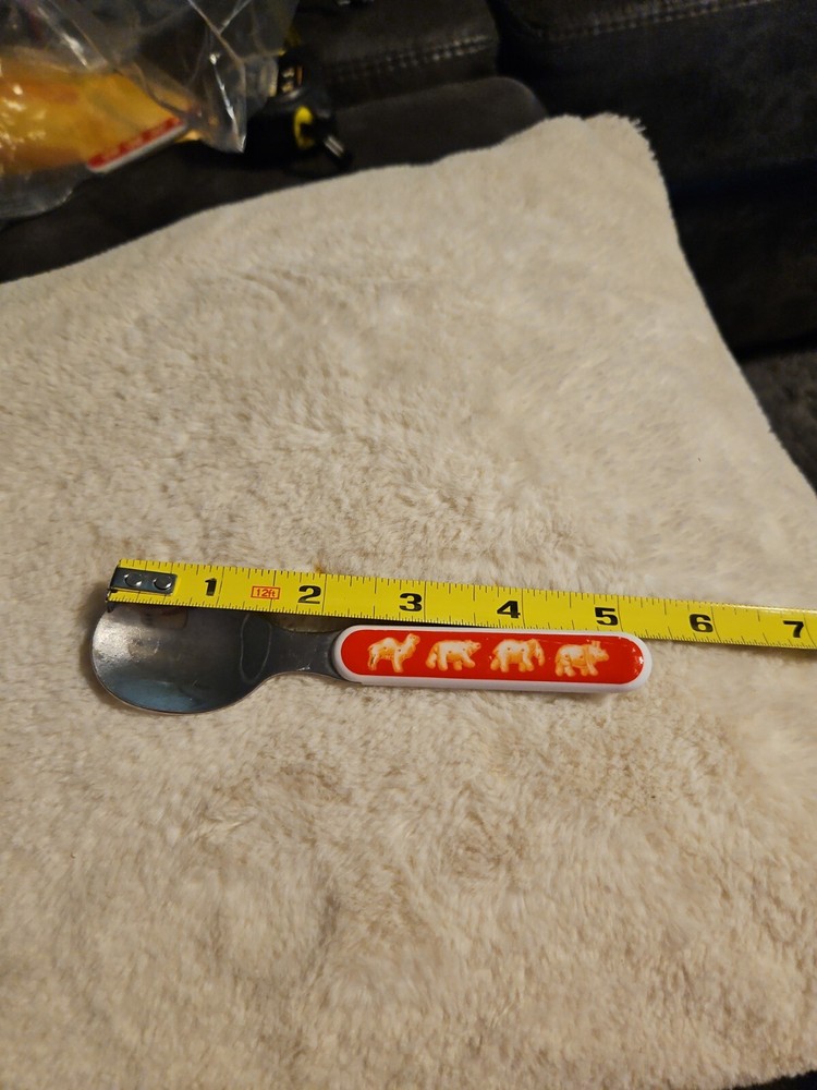 Nabisco Barnum's Animals Commemorative Plate Spoon Fork Bowl
