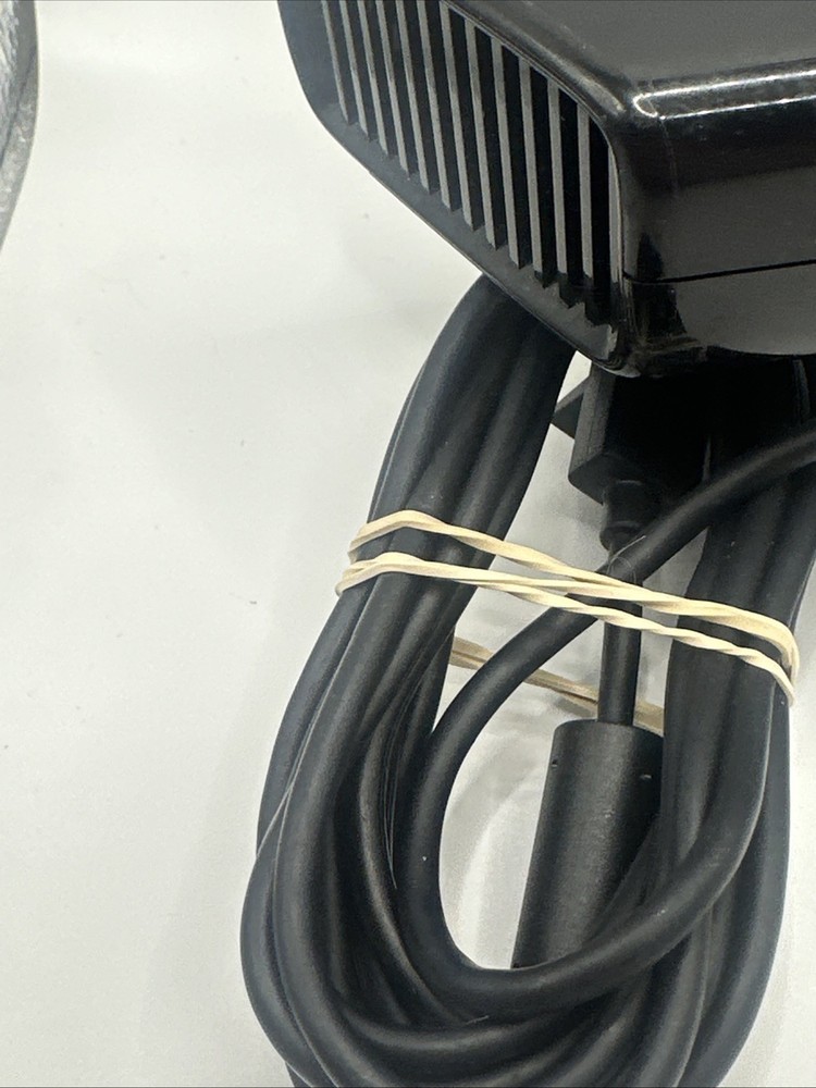 Microsoft Xbox One Kinect Sensor Bar - Black "UNTESTED"