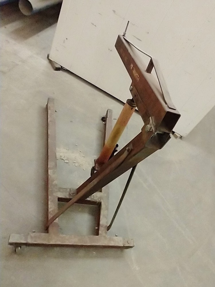 1/2 TON CHERRY PICKER HYDRAULIC ENGINE HOIST