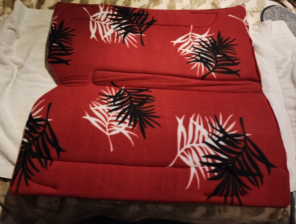 Abetta Western Saddle Pad Red & Black Felt. New