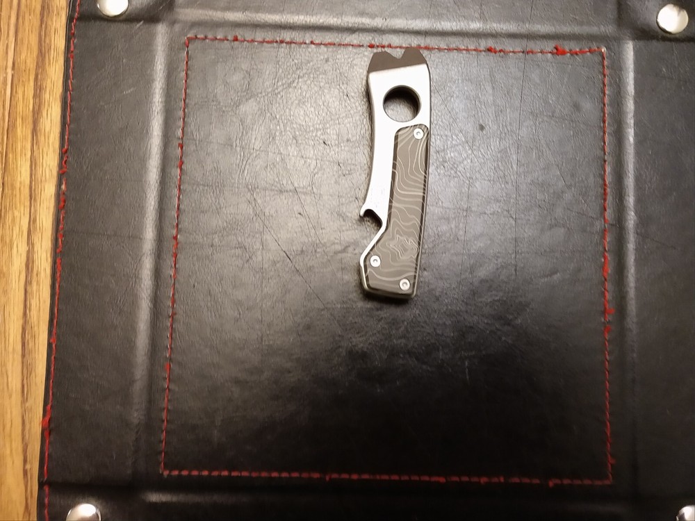 Gerber Chonk Multi-Tool Prybar 2 Screwdrivers Wire Stripper Nail Puller Bottle
