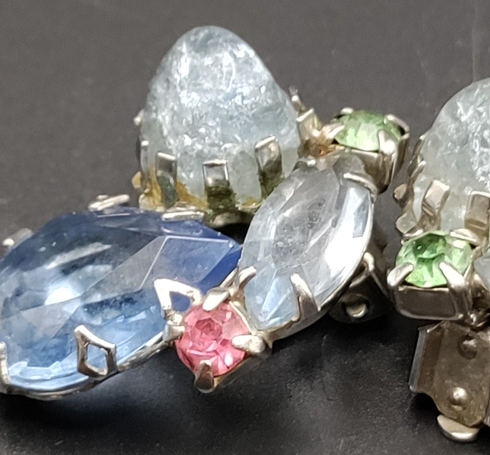 STUNNING Pie Crust Setting BLUES Rhinestone Earrings