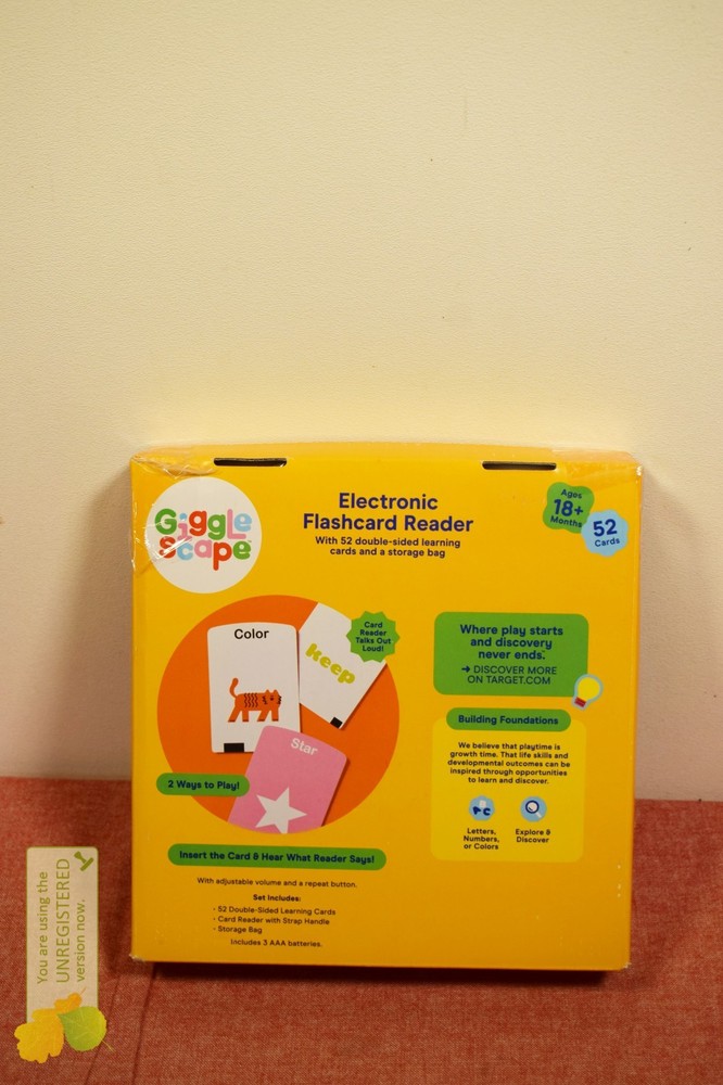 Gigglescape Travel Card Reader