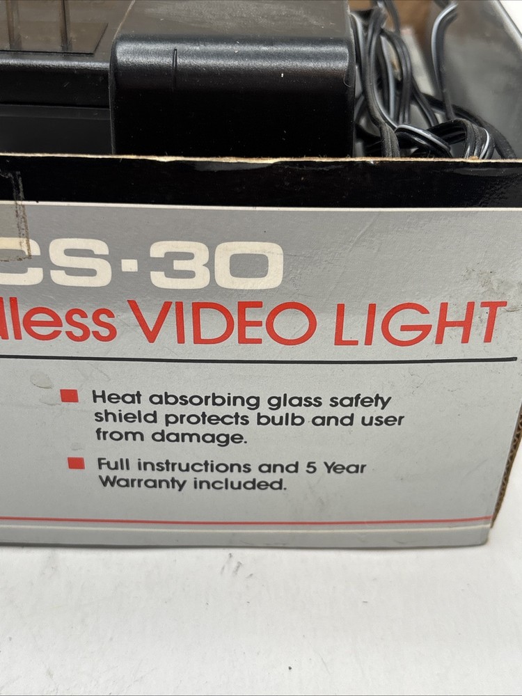 Kalimar DSC-S30 Professional Cordless Video Light Original Packaging