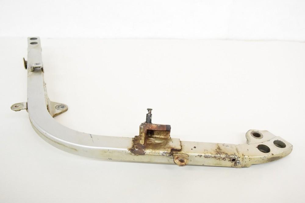 HONDA 1986 VF500F VF 500 INTERCEPTOR FRAME LOWER ENGINE SUPPORT RAIL BRACKET
