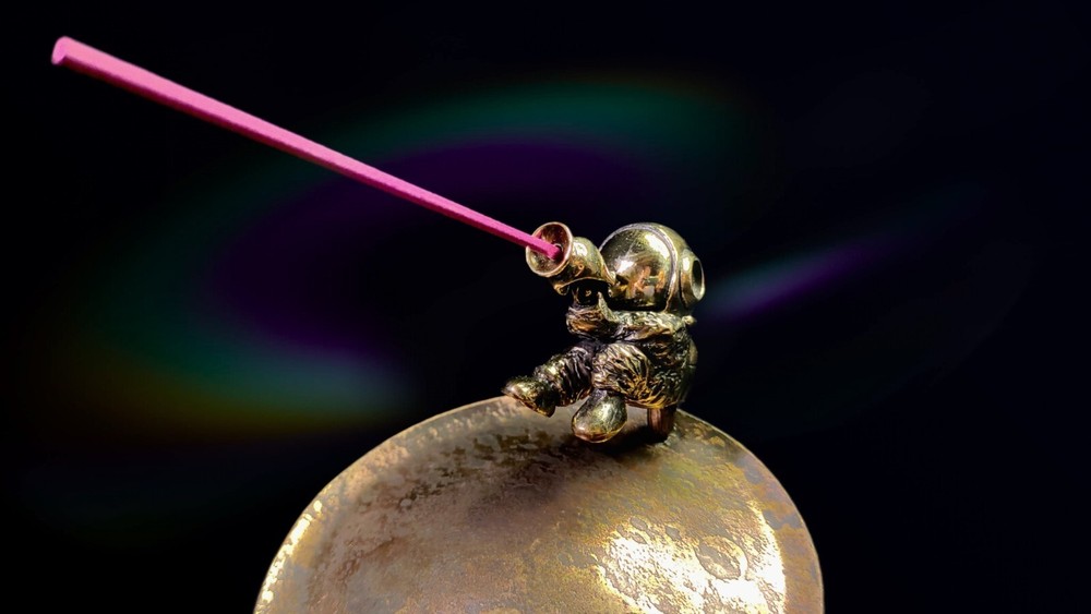 Raygun incense / bud holder - Astronaut