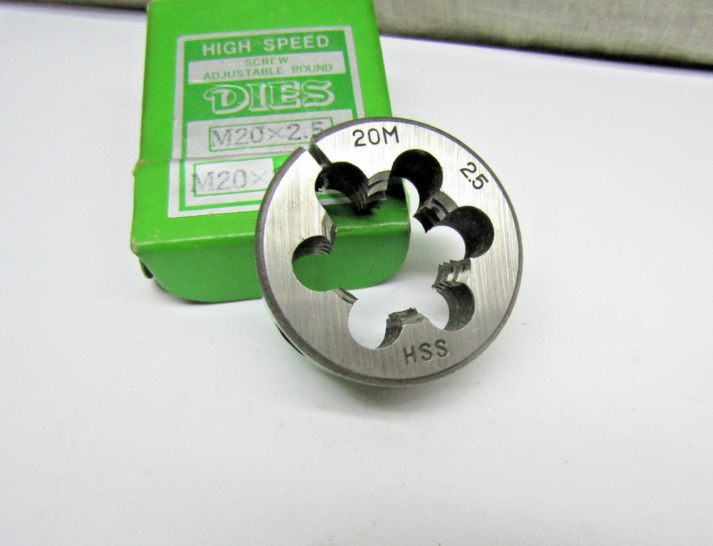 M20 x 2.5 Split Screw Adjustable HSS Threading Die