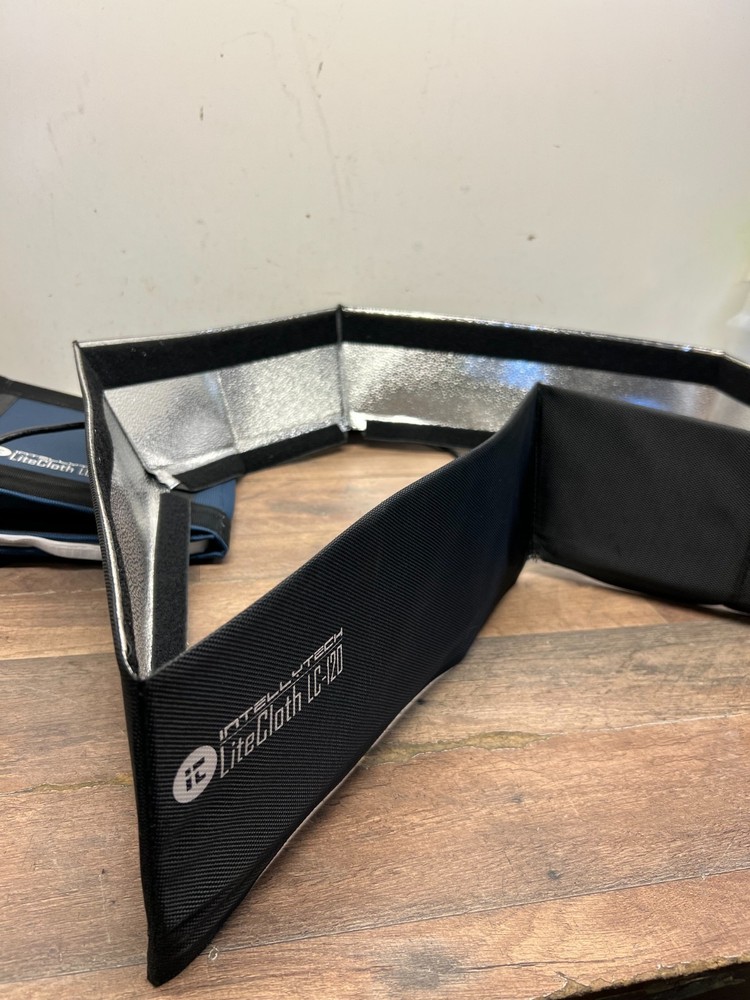 Intellytech LiteCloth LC-120 Foldable 1x3 LED