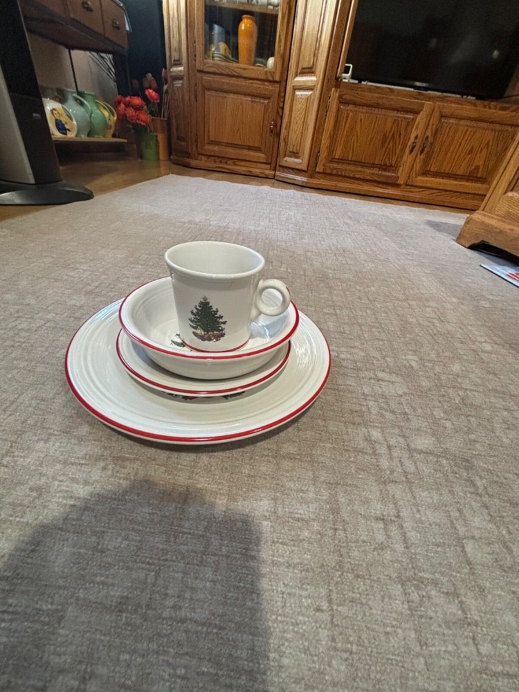 Fiesta Christmas Tree 4 piece place setting by Cuthbertson. Rare.