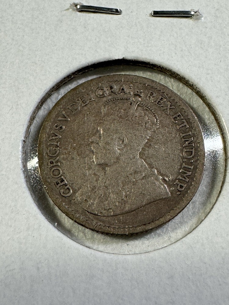 1918 Canada 5 Cents Small Silver Coin