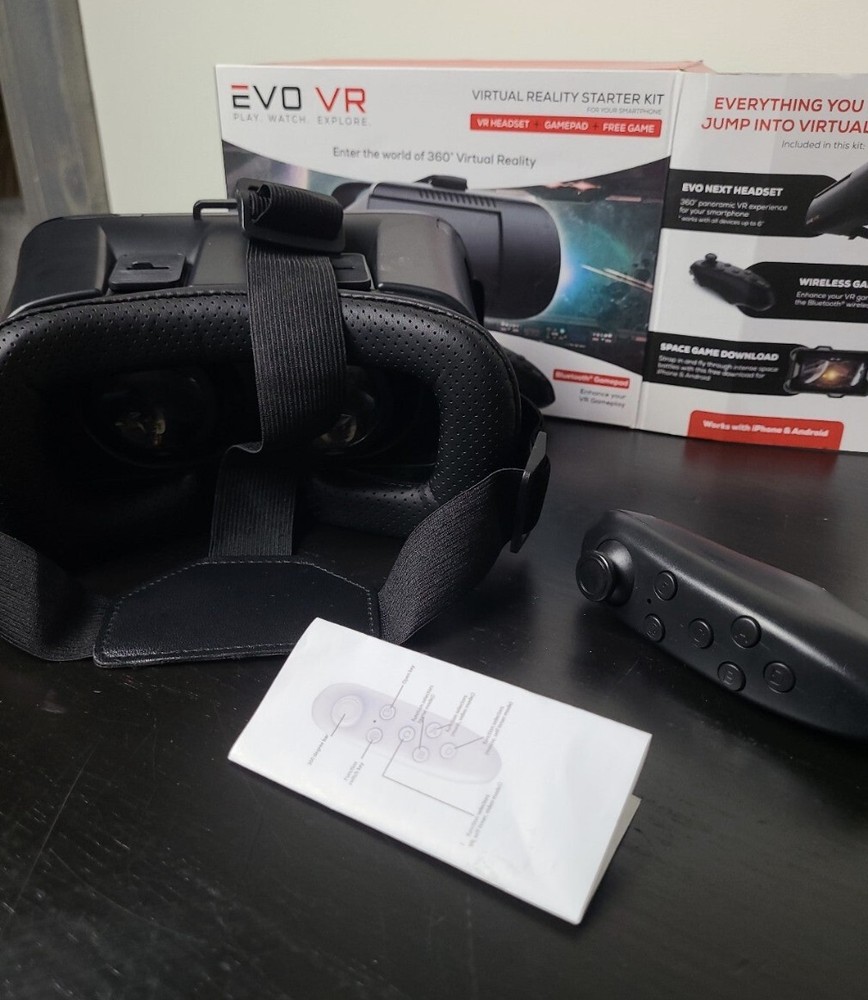Evo vr head set with wireless gamepad
