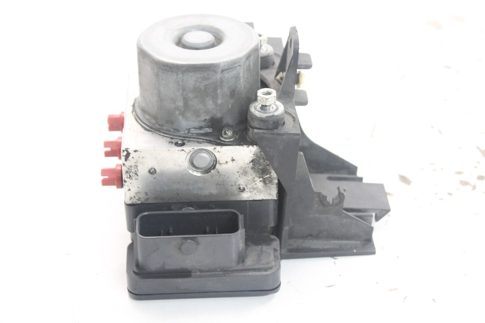 2016 Harley Ultra Limited FLHTK ABS Brake Pump Module Control Unit Box