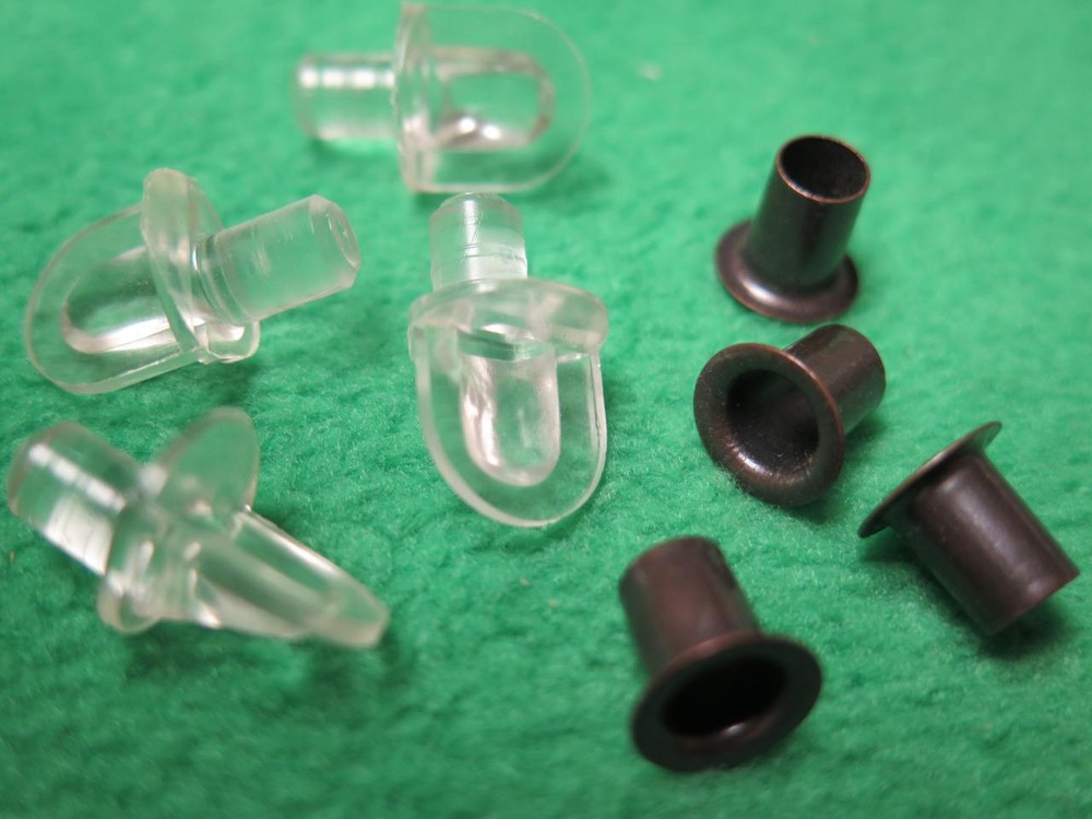 100 SHELVING CLEAR SHELF SUPPORT PEGS CLIPS TAB PIN 1/4" BOOKCASE SOCKET SLEEVE