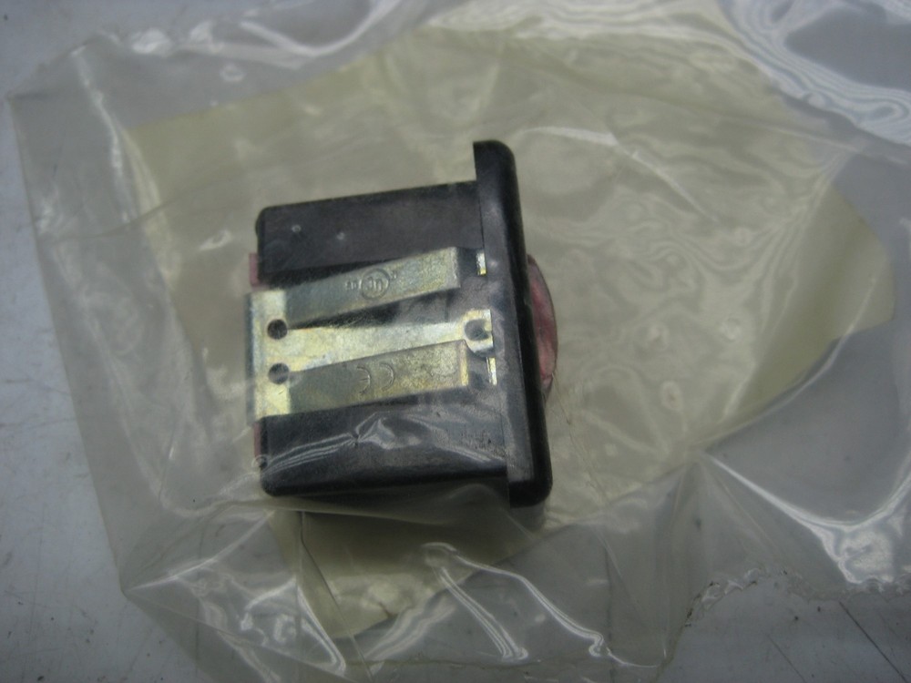 VALAD 488-6 PILOT LIGHT NSFS