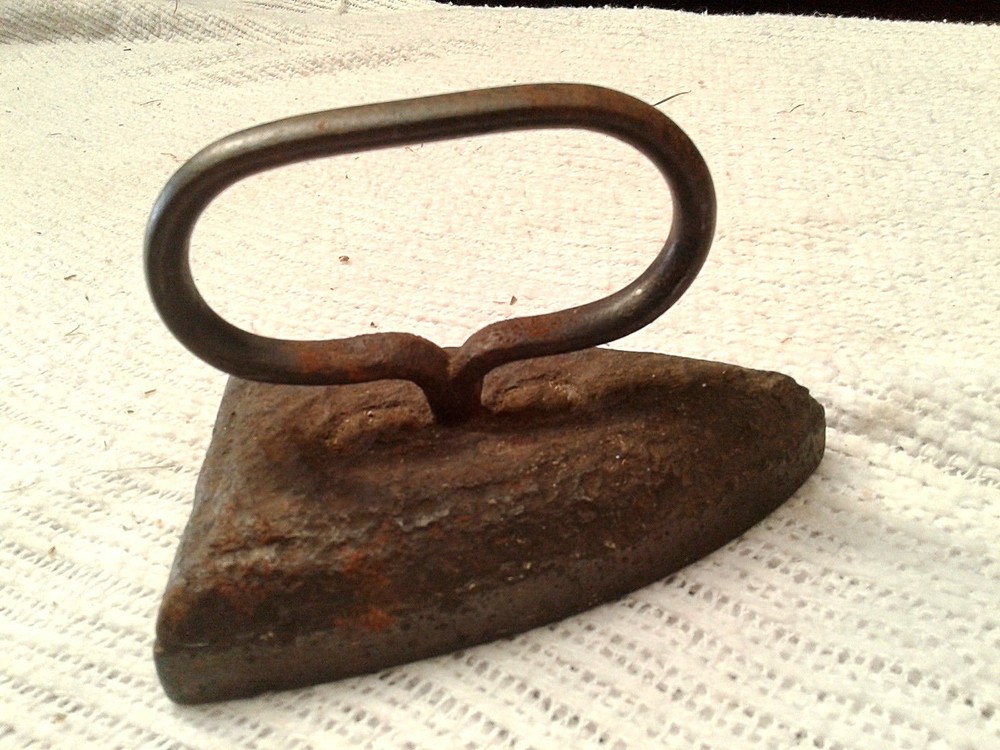 Antique Primitive Sad Iron with Unique Handle Cast Iron