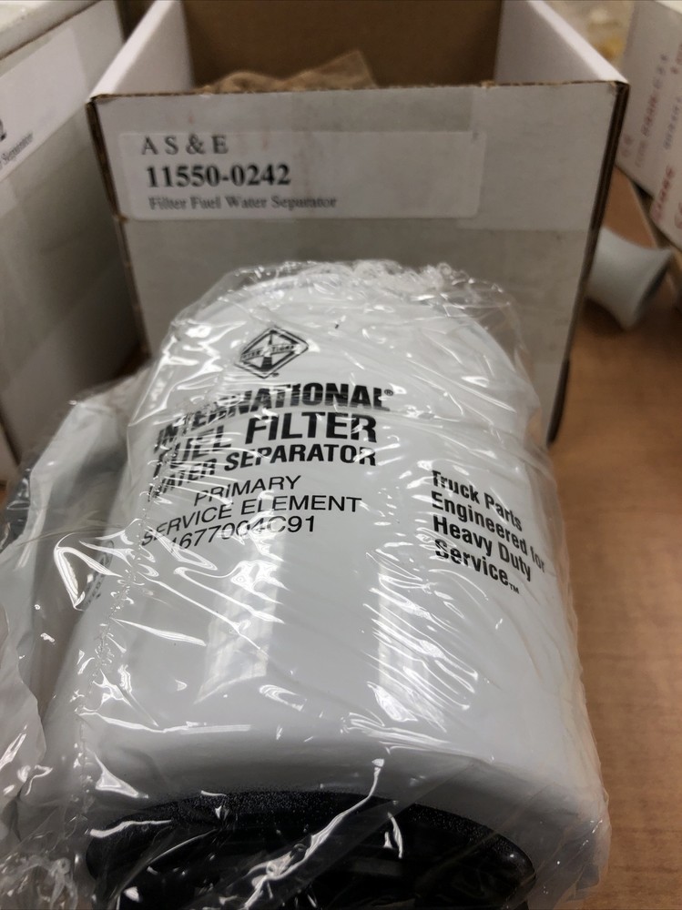 International Fuel Filter Water Separator 1677004C91
