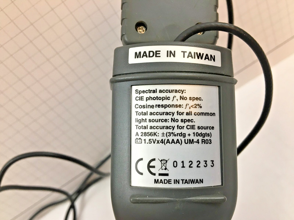 Extech 403125 Light Probe Meter with black case