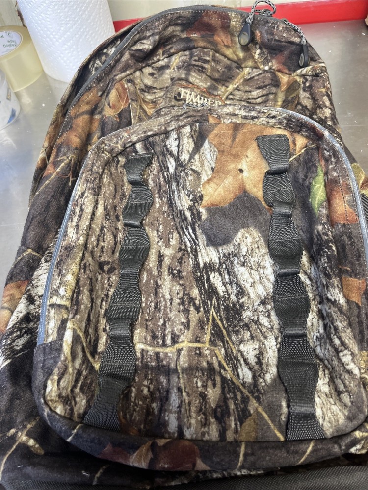 Timber Ridge Hunting Backpack/Book bag Medium size Camo Slightly used