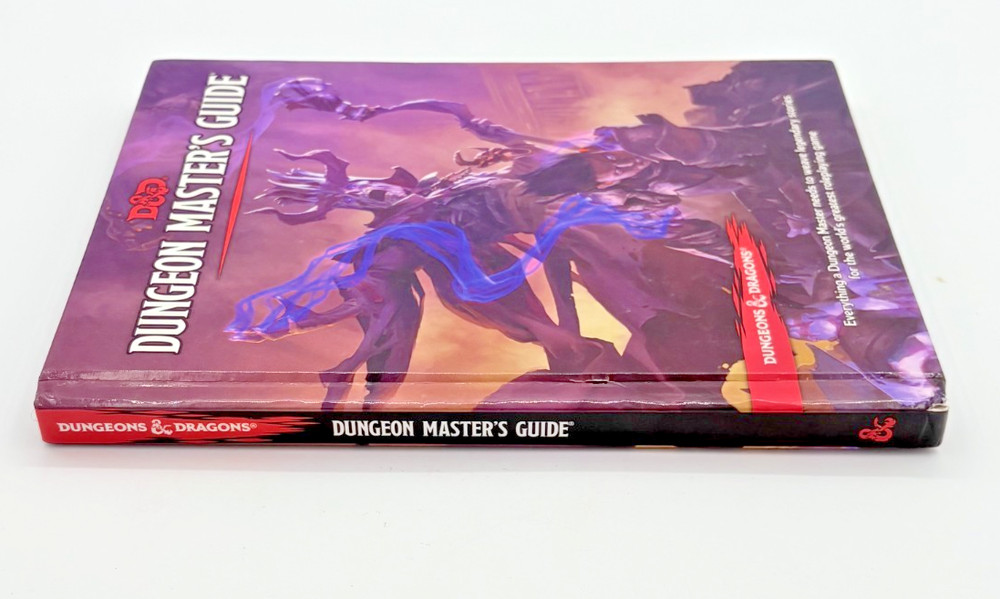 Dungeons & Dragons: Dungeon Master's Guide. D&D. Hardcover