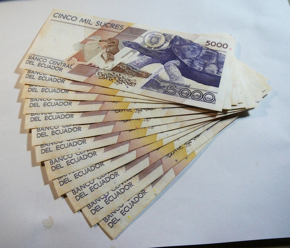 Ecuador 5000 Sucres 1999 12 Consecutive Notes UNC