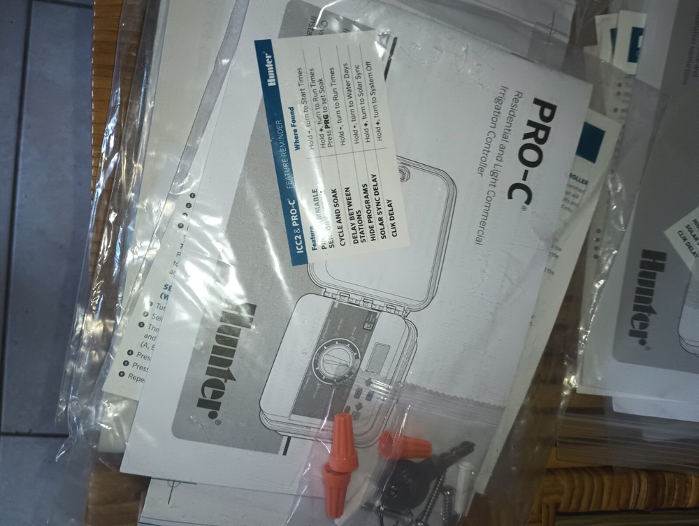 Hunter PRO-C Owner's Manual And Installation Template Hardware & Keys