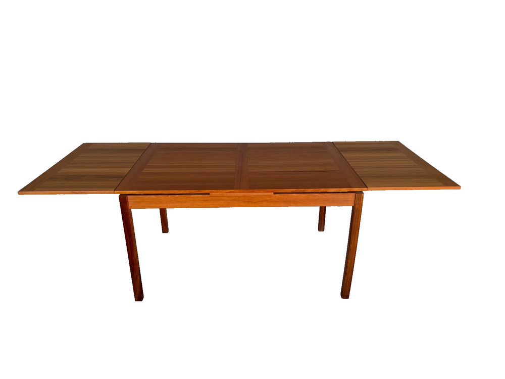 ANSAGER MOBLER 92 "DANISH MODERN TEAK TWIN LEAF EXTENSION DINING TABLE