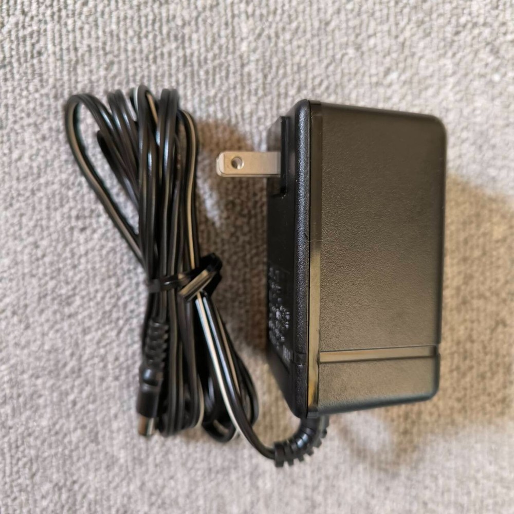 BOSS ME-6 Guitar Multiple Effects Distortion Chorus Effects Unit W/AC Adapter