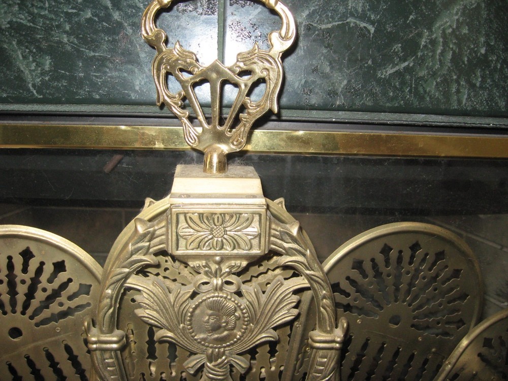 VINTAGE FIREPLACE SCREEN BRASS PEACOCK STYLE