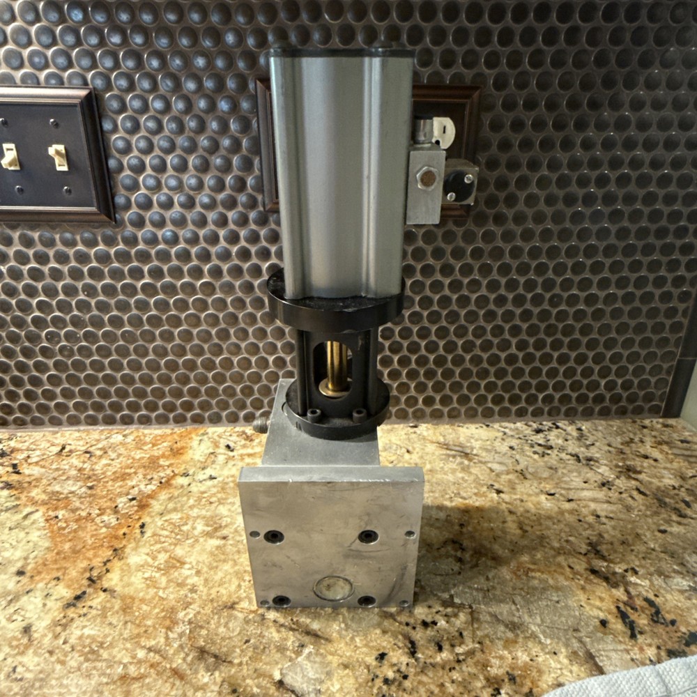 ITW Dynatec 104497 BD Assembly Piston Pump (Hot Melt) AS-IS, Not Tested
