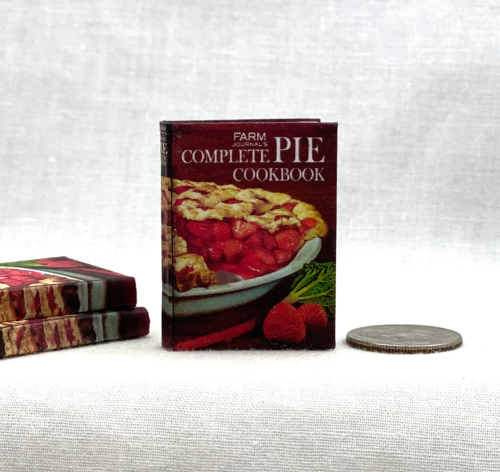1:6 Scale COMPLETE PIE COOKBOOK Miniature Playscale Illustrated Readable Book